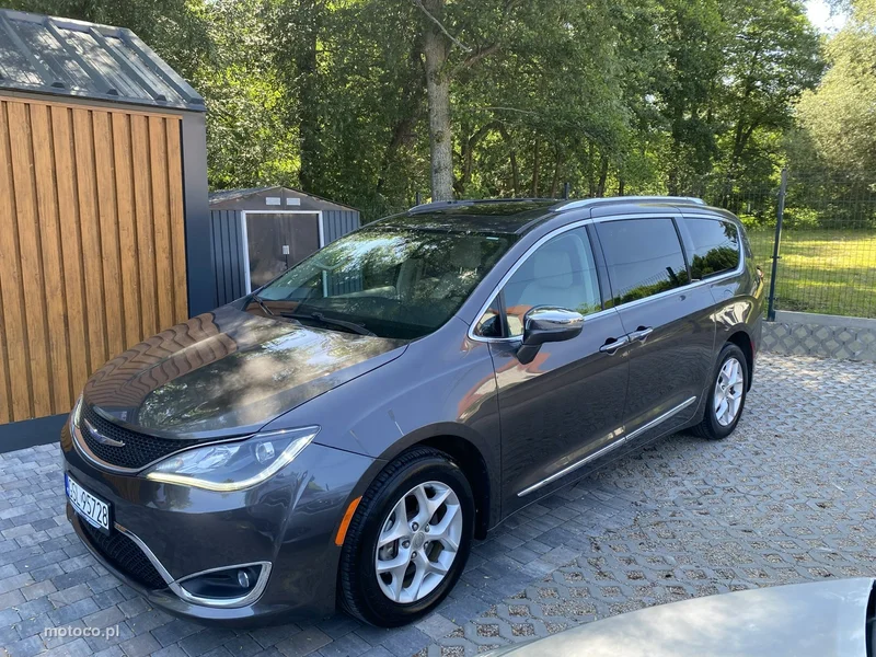 Chrysler Pacifica 4