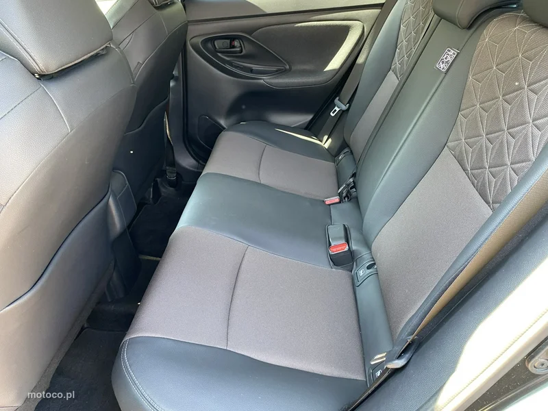 Toyota Yaris Cross XP210 18