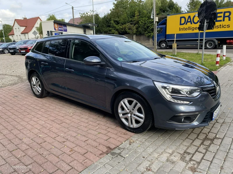 Renault Megane IV 4
