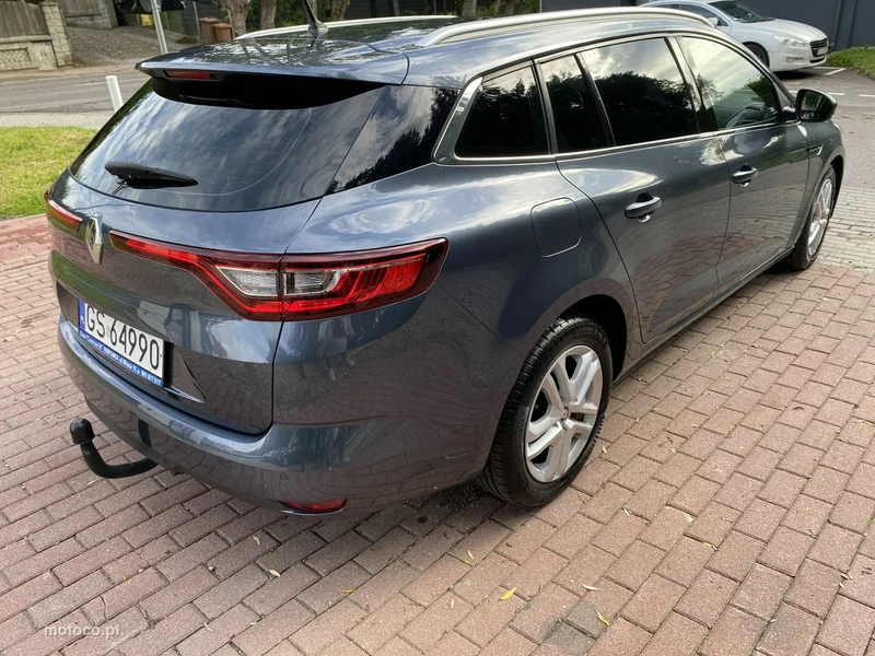 Renault Megane IV 5