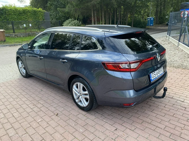 Renault Megane IV 8