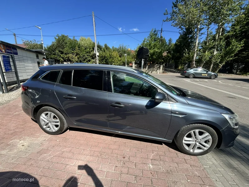 Renault Megane IV 5