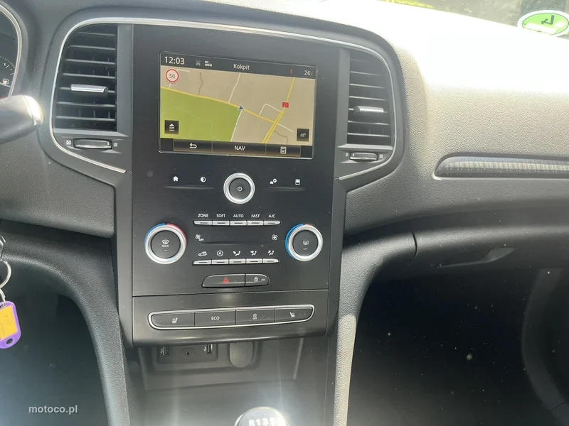 Renault Megane IV 10