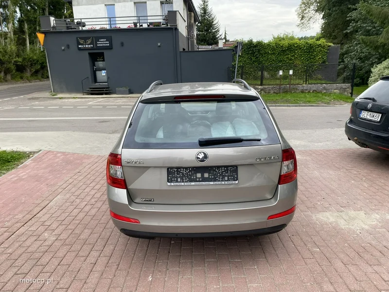 Skoda Octavia III 6