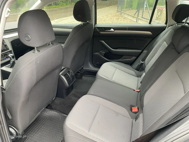 Volkswagen Passat B8 11