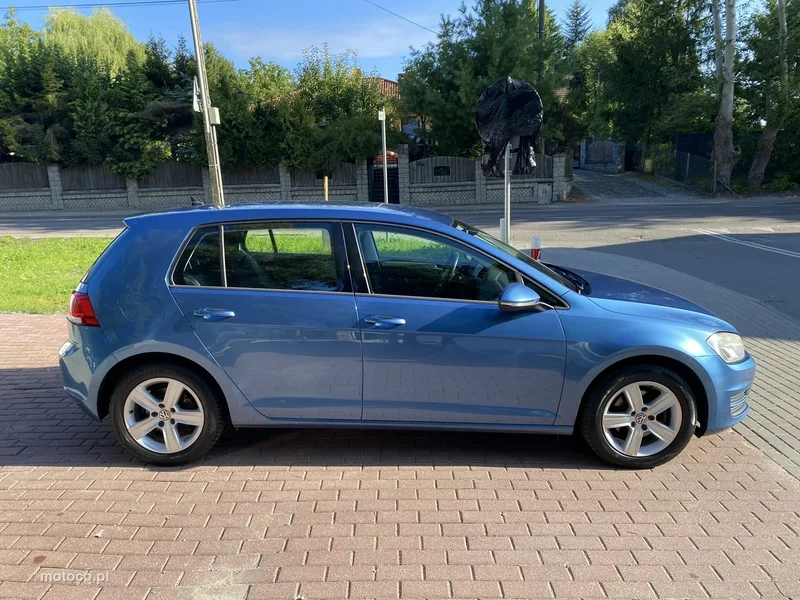 Volkswagen Golf VII 4