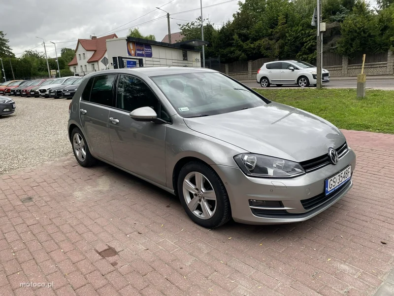 Volkswagen Golf VII 4