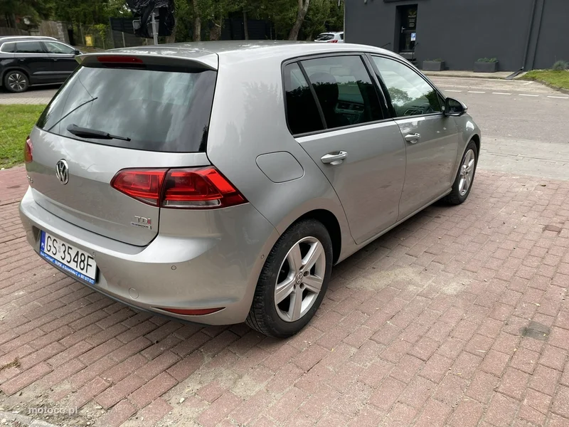 Volkswagen Golf VII 5