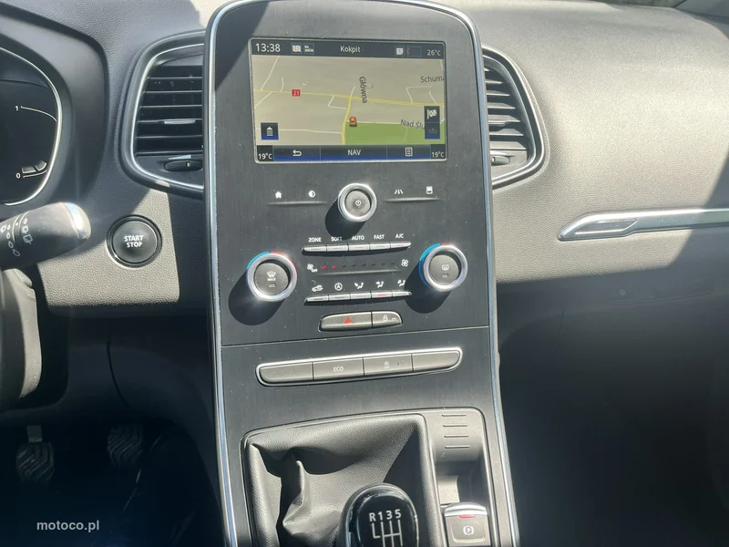 Renault Scenic IV 11