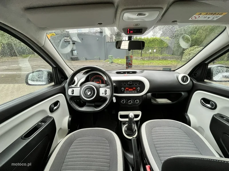 Renault Twingo III 10