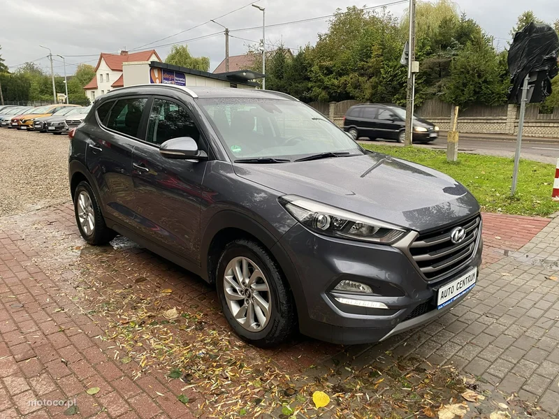 Hyundai TUCSON 4