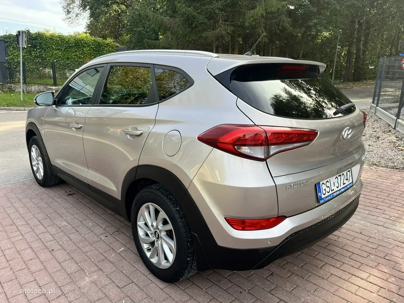 Hyundai TUCSON 4