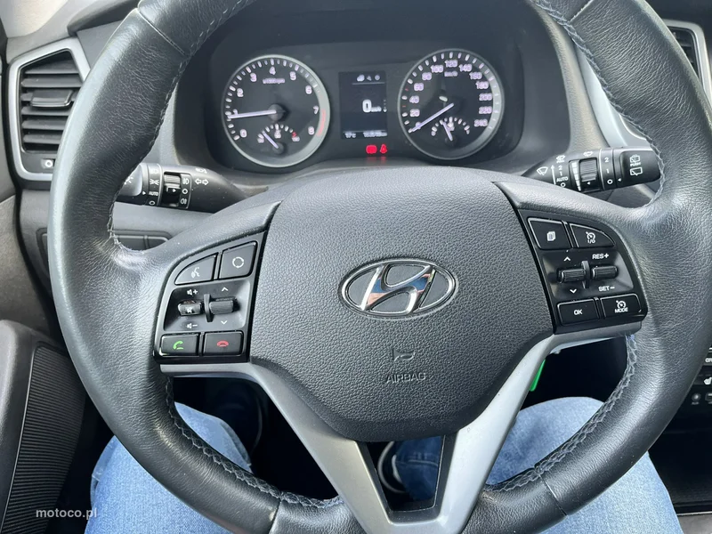 Hyundai TUCSON 8