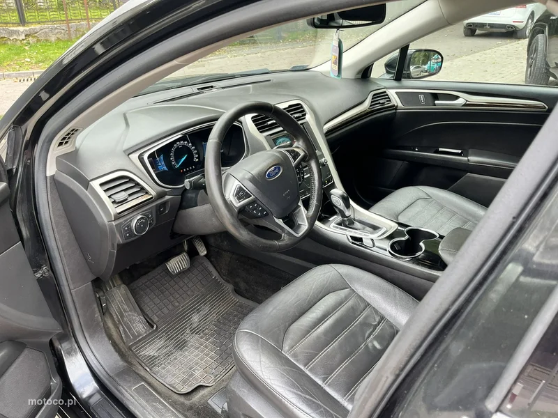 Ford Fusion 7