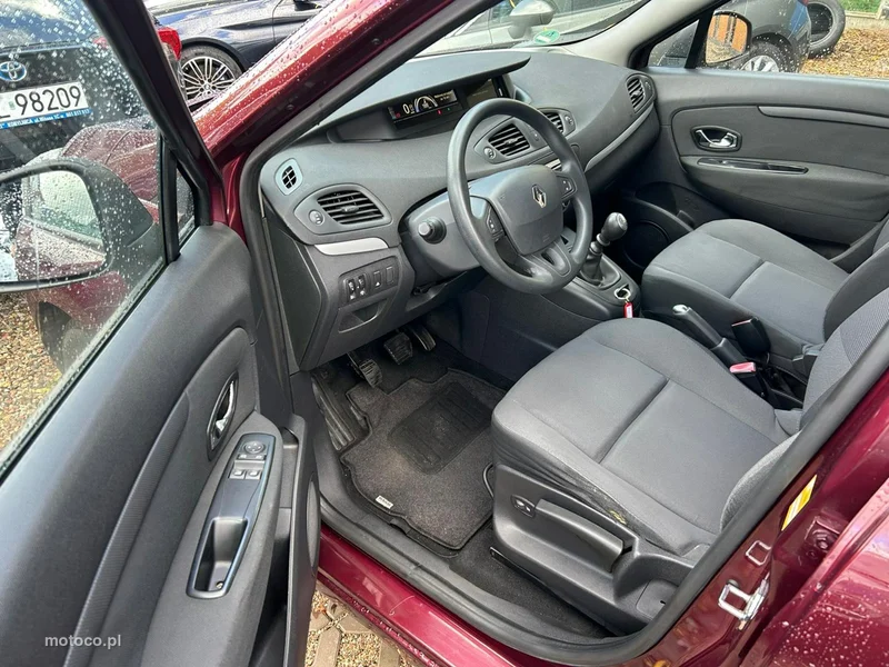 Renault Scenic III 9