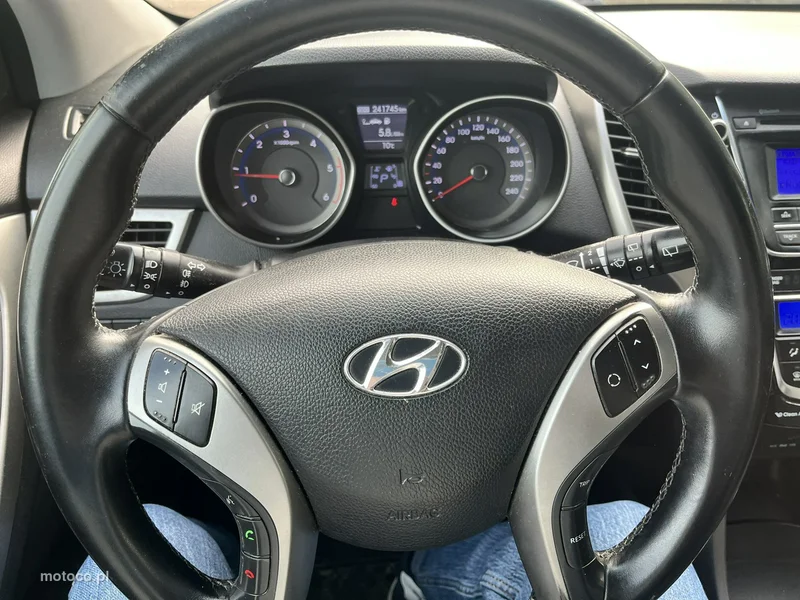 Hyundai i30 8