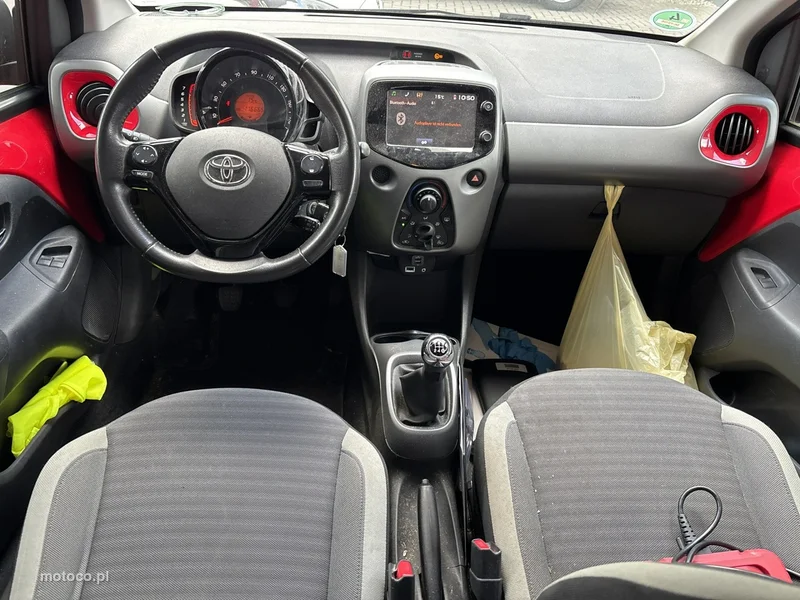 Toyota Aygo (X) 6