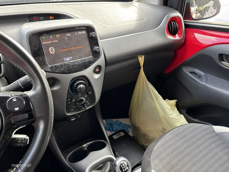 Toyota Aygo (X) 7
