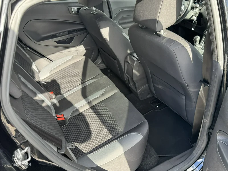 Ford Fiesta VI 12