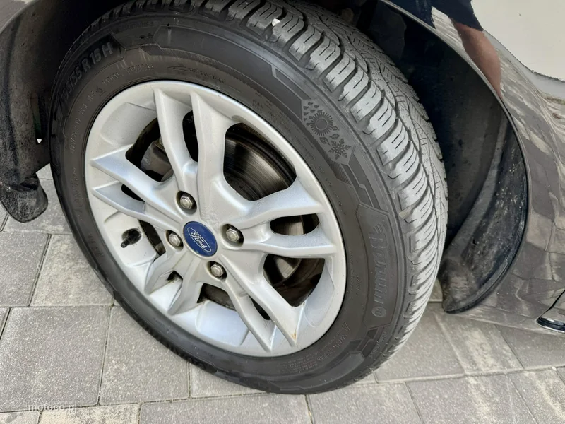 Ford Fiesta VI 28