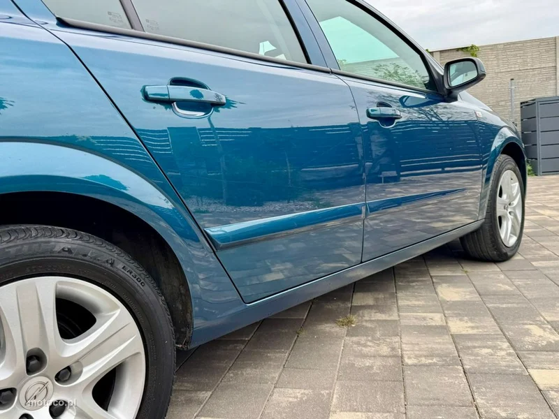 Opel Astra H 23