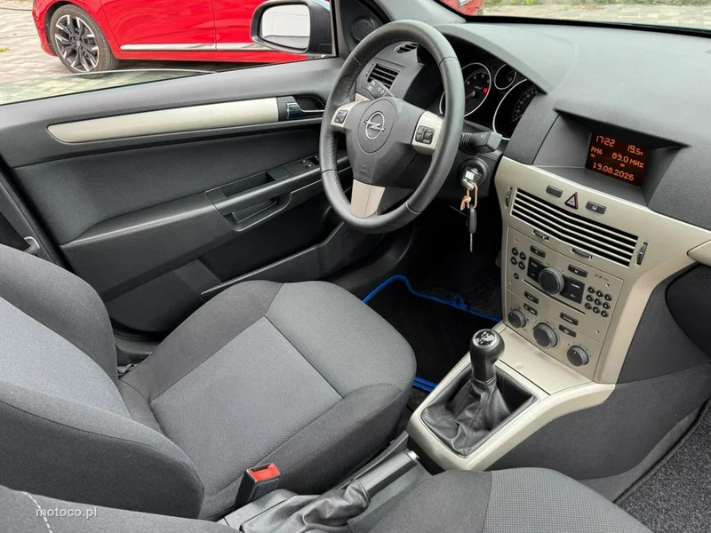Opel Astra H 5