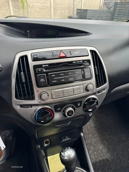 Hyundai i20 12