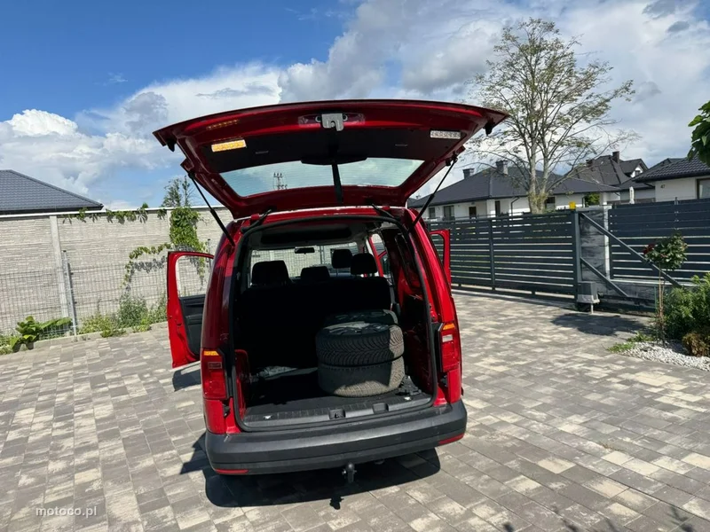 Volkswagen Caddy IV 11