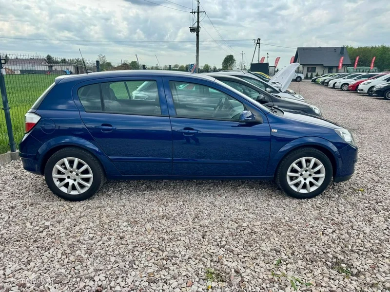 Opel Astra H 6