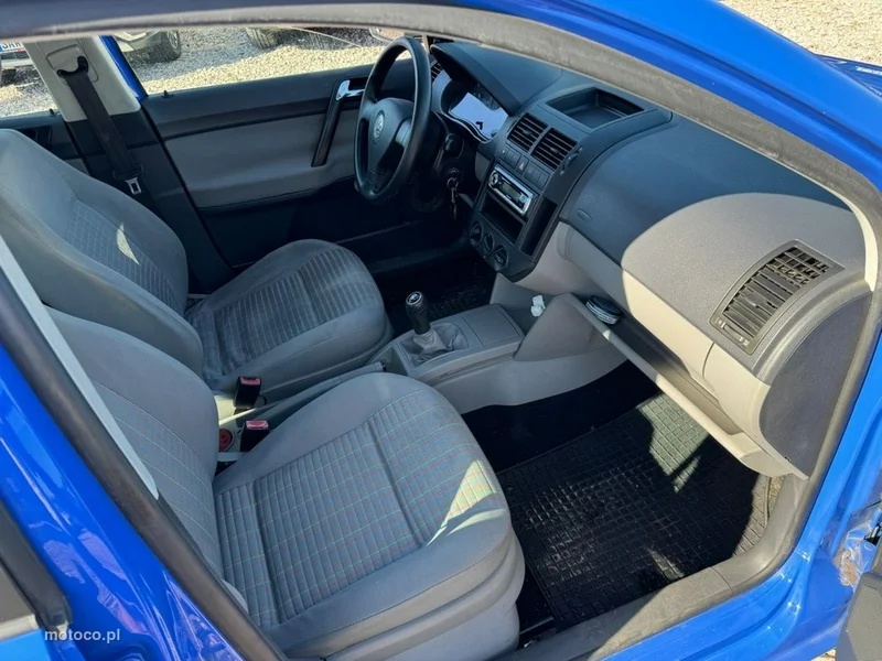 Volkswagen Polo IV 9N 5