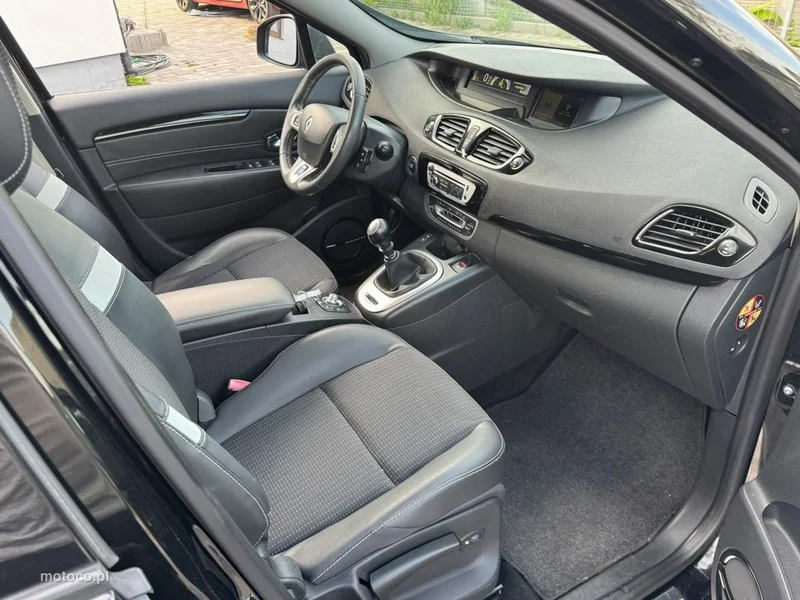 Renault Scenic III 7