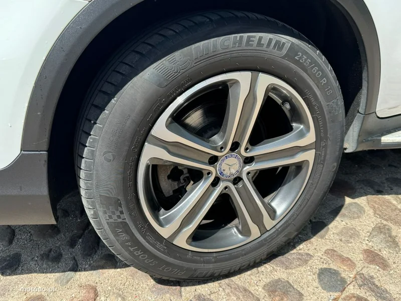 Mercedes-Benz GLC X253 GLC 220 9
