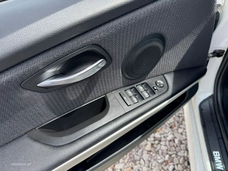 BMW Seria 3 E90 10
