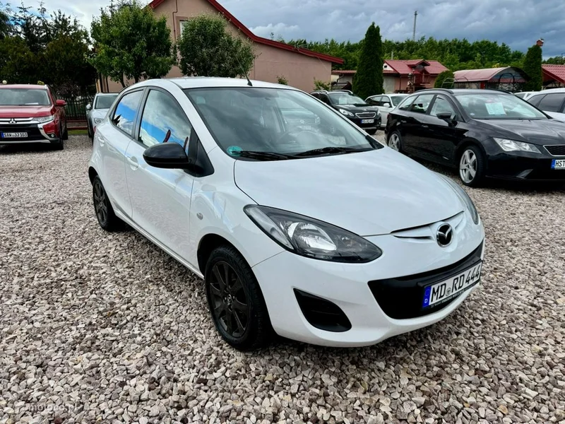 Mazda 2