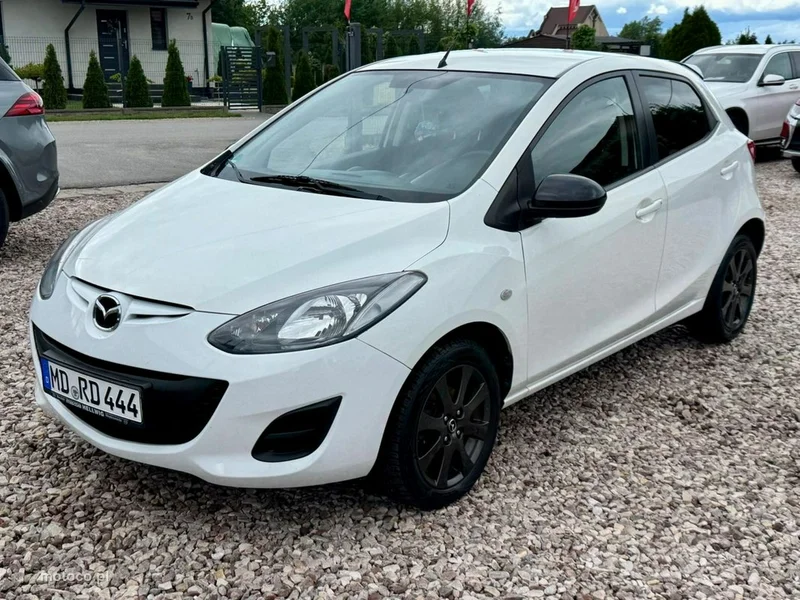 Mazda 2 2