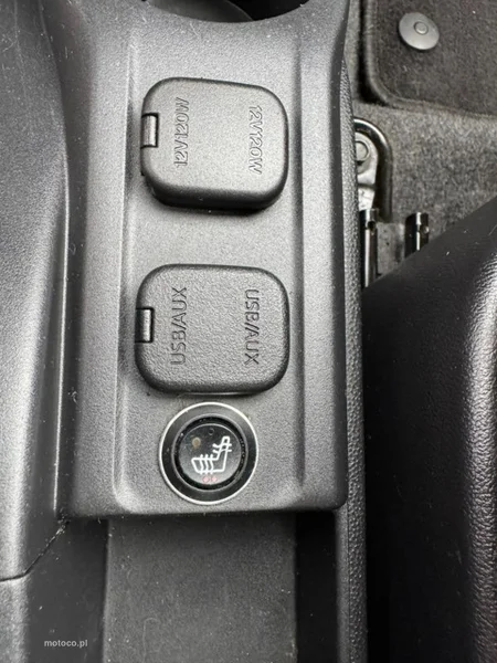 Mazda 2 12