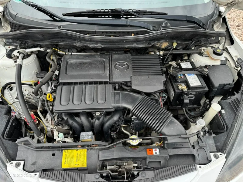 Mazda 2 7