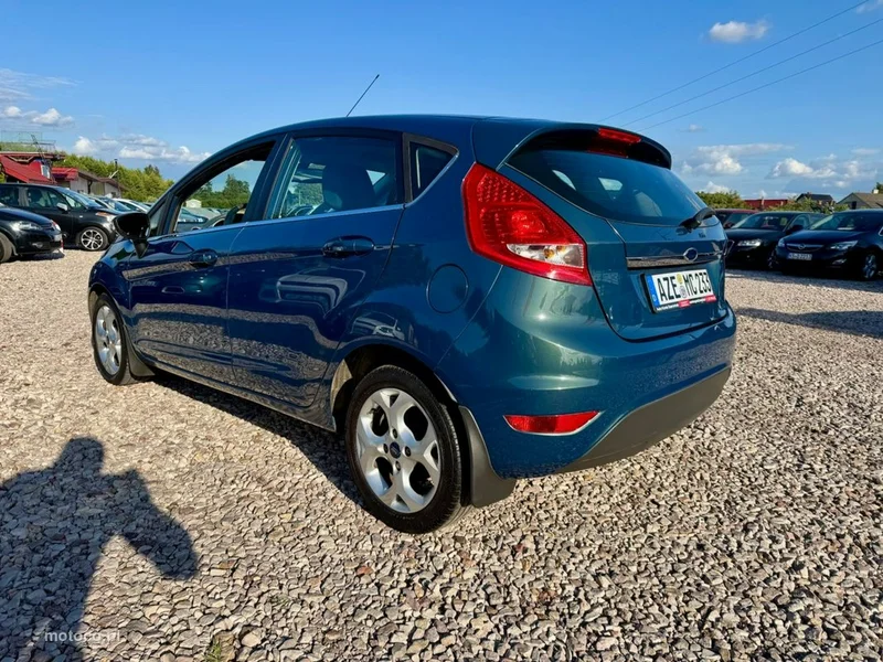 Ford Fiesta VI 17