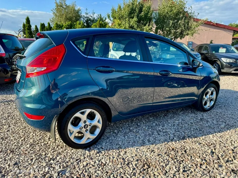 Ford Fiesta VI 22