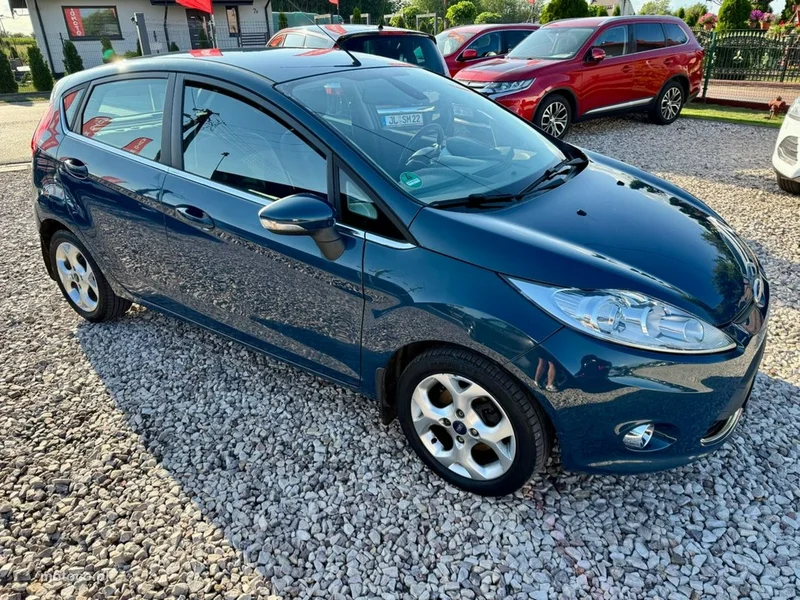 Ford Fiesta VI 23