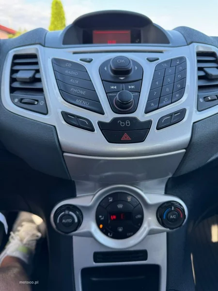 Ford Fiesta VI 9