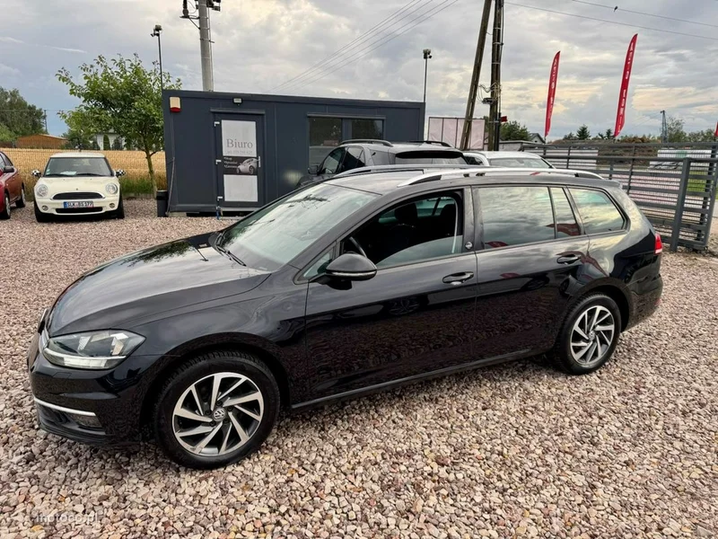 Volkswagen Golf VII 16