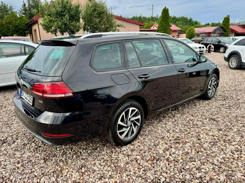 Volkswagen Golf VII 25
