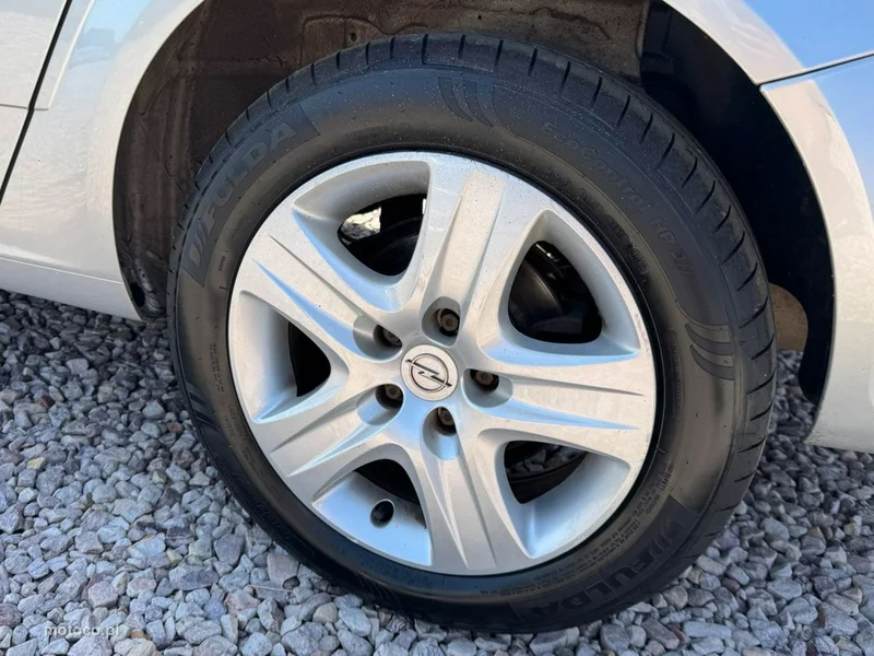 Opel Astra H 17