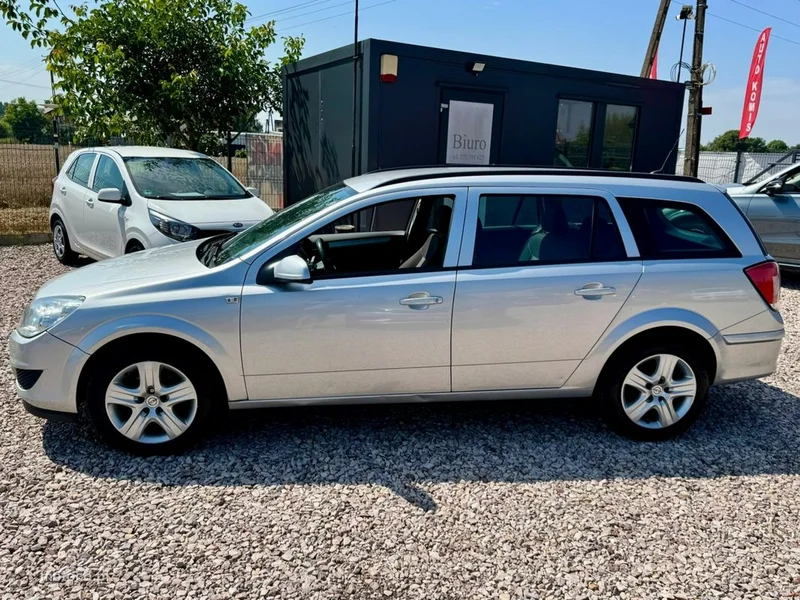 Opel Astra H 18