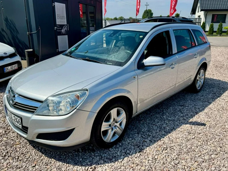 Opel Astra H 7