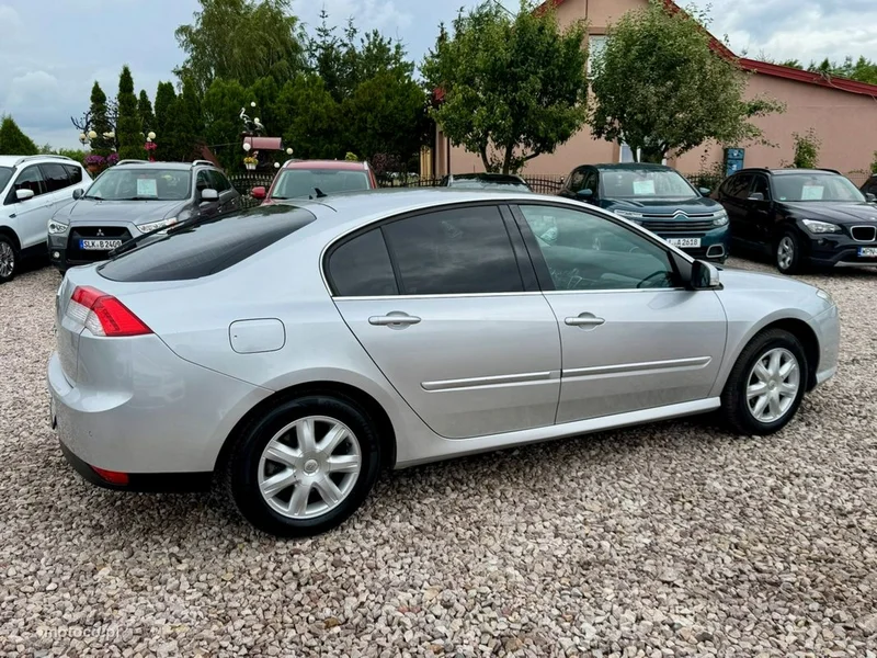 Renault Laguna III 25