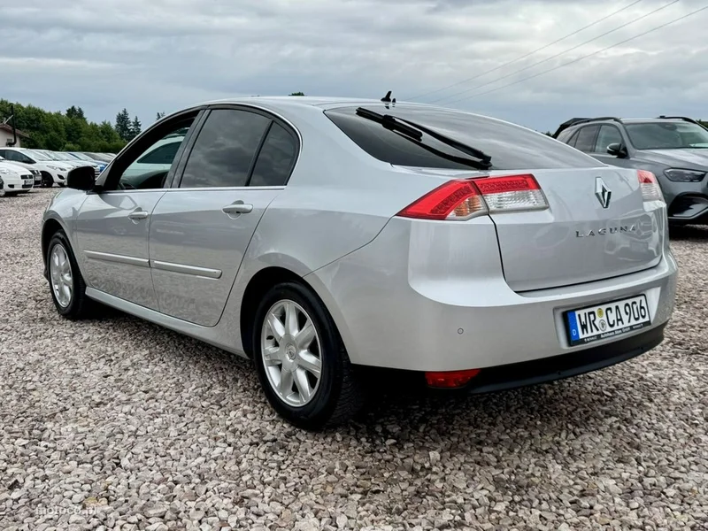 Renault Laguna III 4