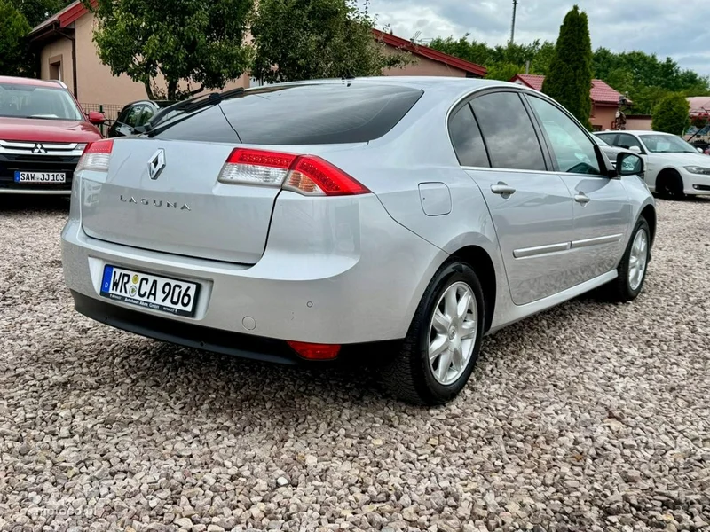 Renault Laguna III 5