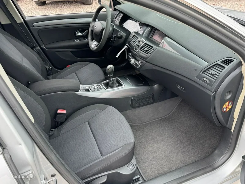Renault Laguna III 6